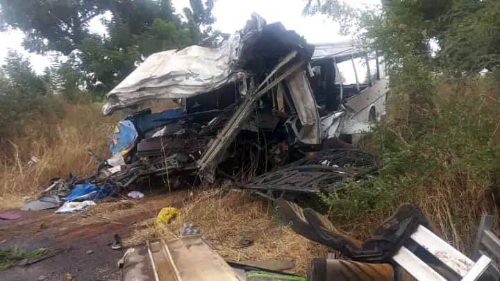 塞內加爾巴士相撞 最少40人死數十人傷
