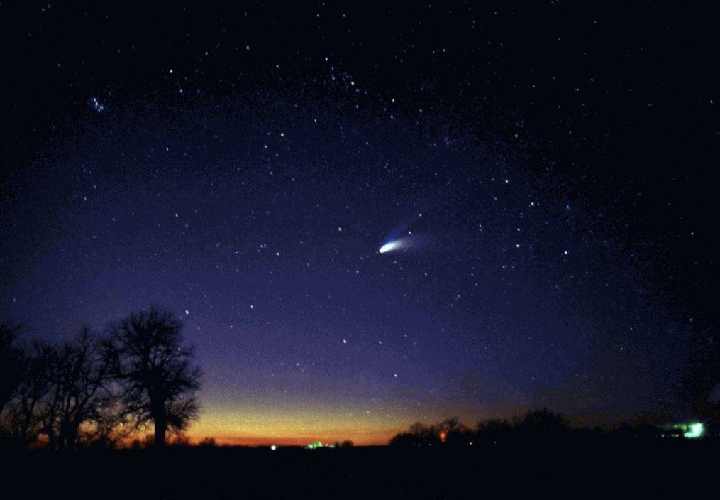 A once-in-50,000-year comet will fly past the Earth and will be closest to the naked eye on February 1