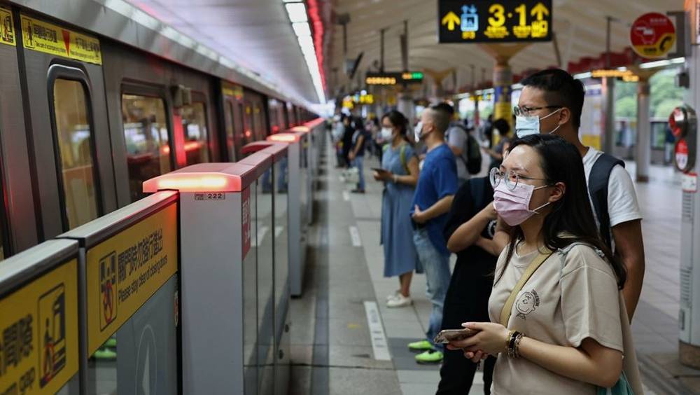 台灣擬放寬5大防疫措施 室內免戴口罩最快本周宣布