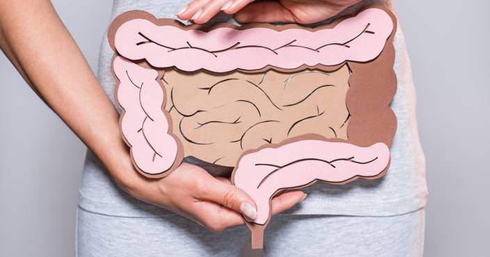 40-year-old man with constipation and 20-year abdominal distension reveals colorectal cancer doctor reminds: 7 factors increase risk | Life Matters