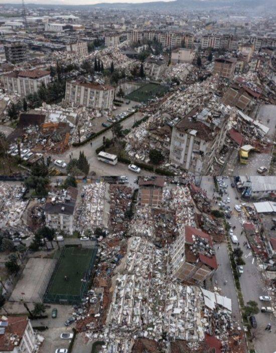 土耳其地震｜土國敘利亞逾3600死　土耳其全國哀悼7日｜持續更新