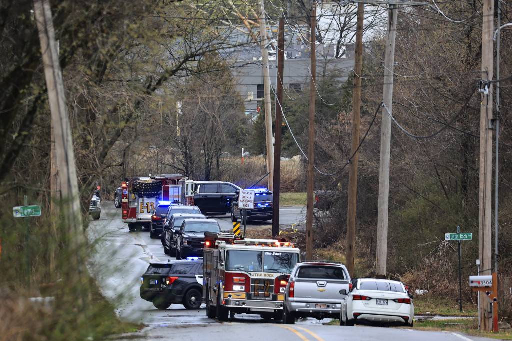 5名環境顧問前往俄亥俄州調查事故 途中墜機亡