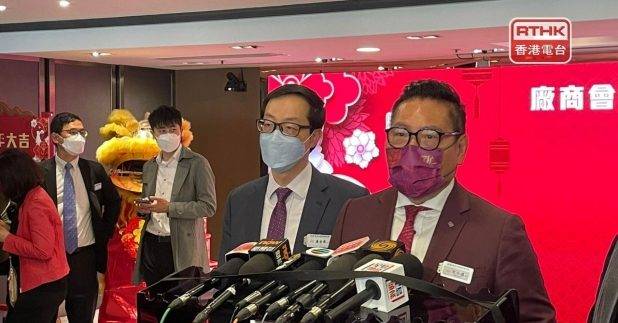 史立德說,透過送機票及向訪港旅客派發旅客購物券等優惠,可以吸引更多旅客來港。(李嘉雯攝)