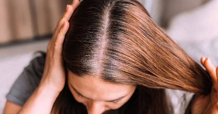 Gray hair before 40 increases heart disease risk by 5 times, according to a European study.