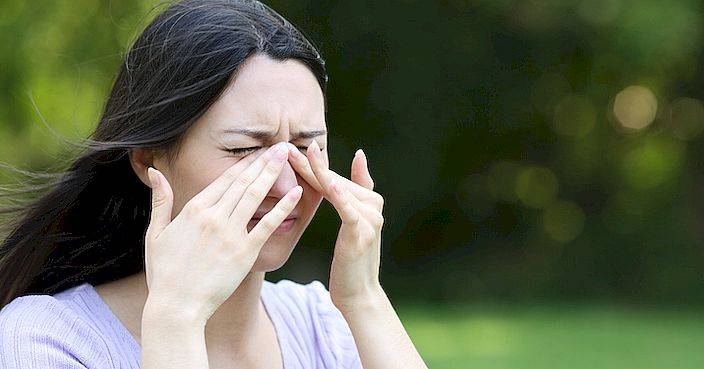 “Relieve Seasonal Allergies with These 16 Foods Recommended by a Nutritionist”