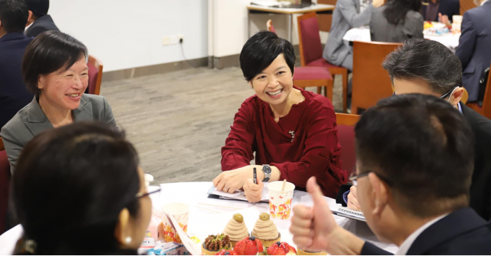 同房委會委員討論施政報告 何永賢：推動房屋政策一定事半功倍